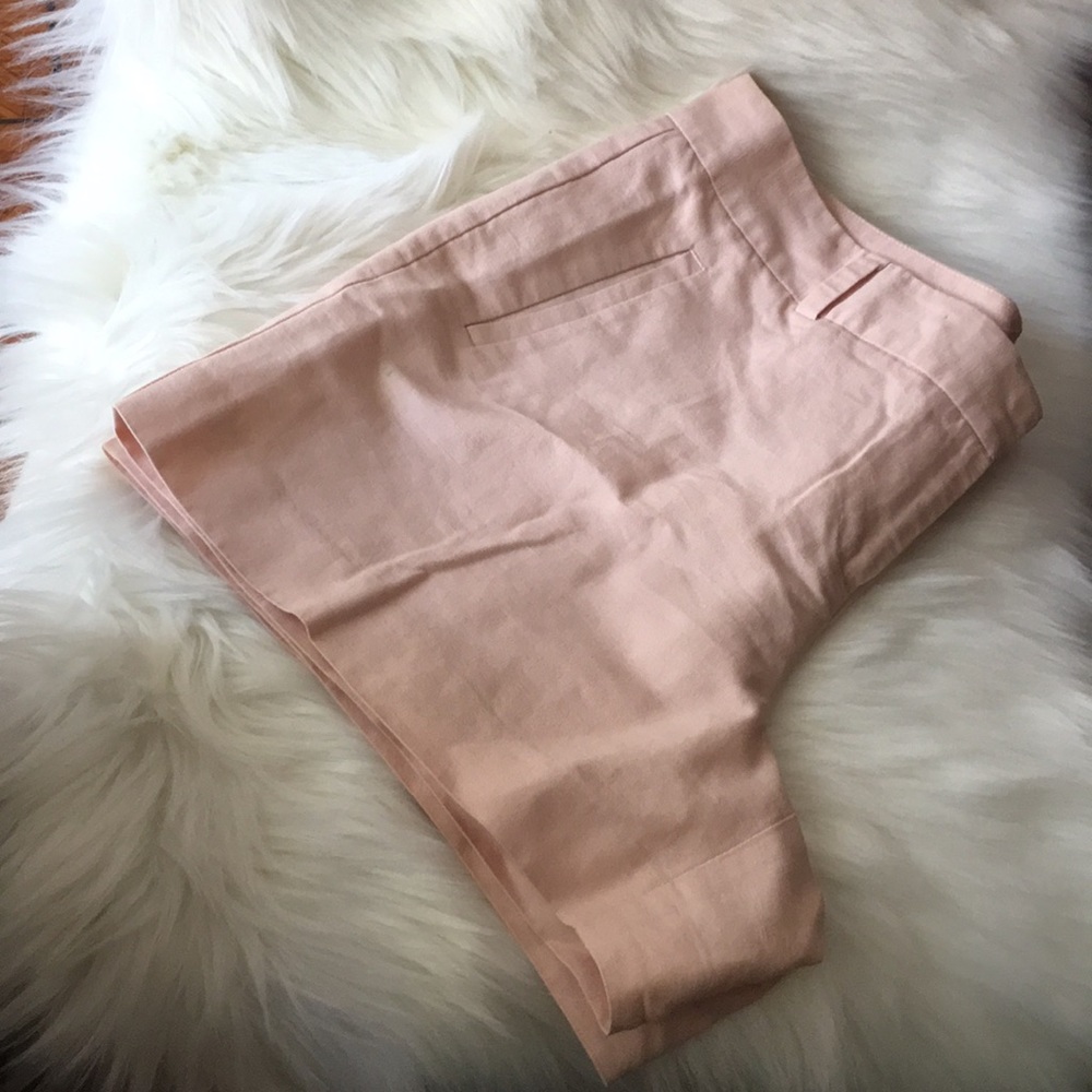 Ann Taylor loft women's short #8.  E18